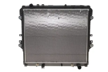 Радіатор охолодження Toyota Hikux 2.4D/2.8 D4-D 15- (АКПП) NRF 550032