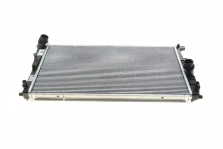 Радиатор охлаждения BMW 1 (F20/F21)/3 (F30/F34)/4 (F36/F33) 1.5-3.0i (B38/N20/N55) NRF 58413