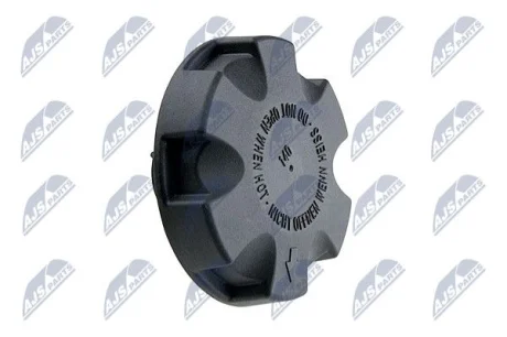 Крышка расширительного бачка BMW NTY CCKBM004