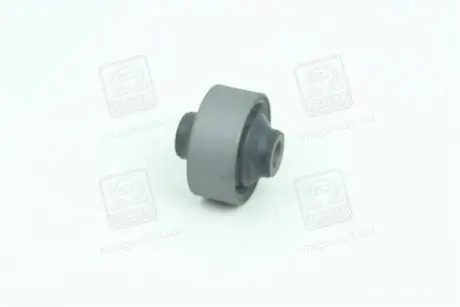 Сайлентблок переднього важеля MR403441 RBI M24CS3WB