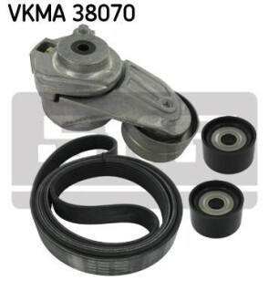 Комплект дорожнього ременя SKF VKMA 38070