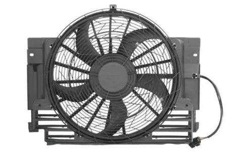 Вентилятор радіатора (з корпусом) BMW X5 (E53) 3.0-4.8 01.00-12.06 THERMOTEC D8B001TT