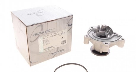 Насос воды MB Vaneo 1.6/1.7 CDI/1.9 02-05 TRUCKTEC 02.19.201