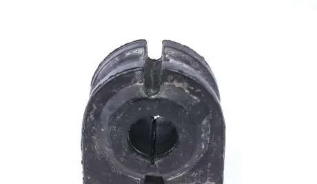 Втулка стабілізатора (переднього) BMW 5 (E60/E61) 01- (d=24.6mm) TRUCKTEC 08.31.130