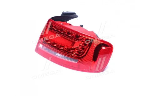 Ліхтар задній зовнішній правий Audi A4 B8 седан (08-11) LED EUR (11-B555-06-2B) TYC 11B555062B