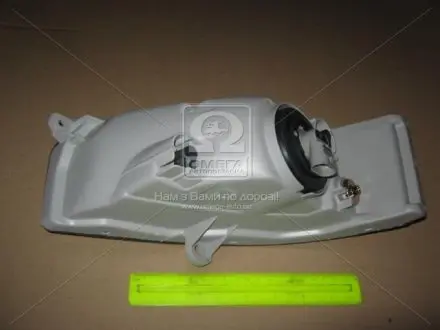 Фара протитуманна права Toyota Camry USA (05-) TYC 19-5763-00-1A
