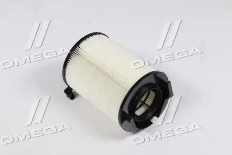 Фільтр повітряний VW PASSAT 05-, GOLF V, VI, SKODA OCTAVIA 04- UFI 27.401.00