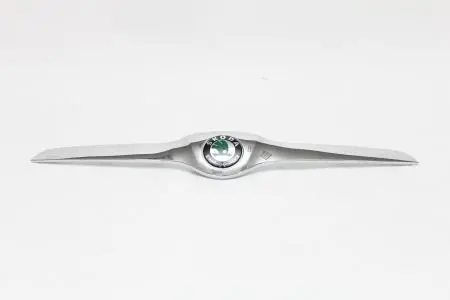 Решiтка радiатора VAG 5L0853633