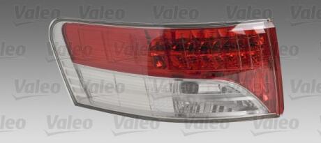 Ліхтар задній Прав (зовнішн, LED) TOYOTA AVENSIS T27 Універсал 11.08-01.12 Valeo 043963