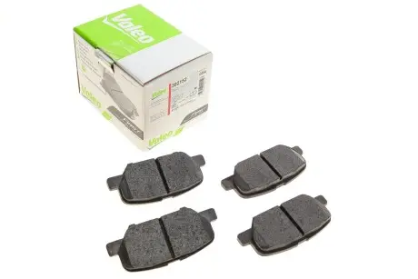 Тормозные колодки (задние) Citroen C4 Aircross/Mazda 6/Mitsubishi Outlander III/Peugeot 4008 12- Valeo 302152