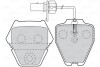 Колодки гальмівні (передні) Audi A4 97-01/A6 97-05/VW Passat B5 00-05/Phaeton 02-08 (+датчики) Valeo 302333 (фото 1)