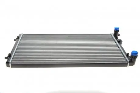 Радиатор охлаждения двигателя GOLF4/A3/TT/LEON/BORA M/J Van Wezel 03002155