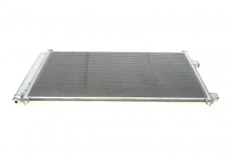 Конденсор кондиционера RAV4 ALL 06- Van Wezel 53005410