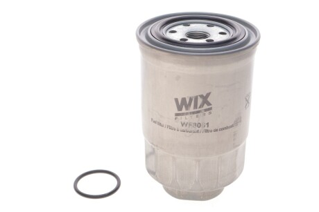 Фільтр паливний MAZDA 3, 6, 5 (05-)/Toyota LC Prado (09-) WIX WIX FILTERS WF8061